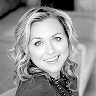 Елена Леонова